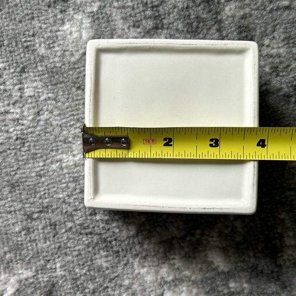 NEW J. Crew Yellow Ceramic Box - Picture 14 of 15